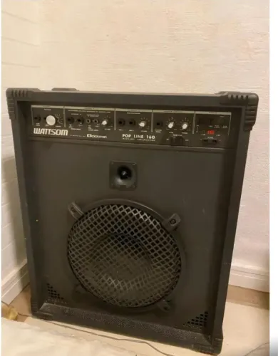 Caixa de som amplificada Wattson pop line 160, perfeita bivolt
