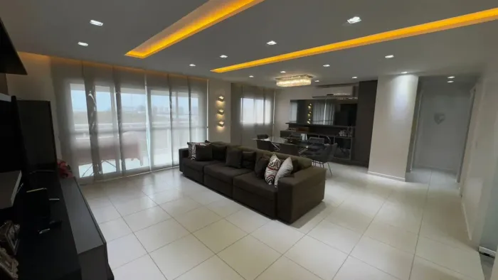 Imóvel para aluguel possui 121 metros quadrados com 3 quartos em Ponta do Farol - São Luís