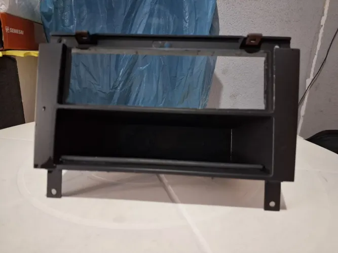 Moldura Painel central radio som Gol Parati Saveiro G3