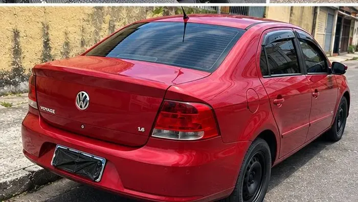 Volkswagen Voyage Comf/highli. 1.6 MI T.flex 8V 4P 2013