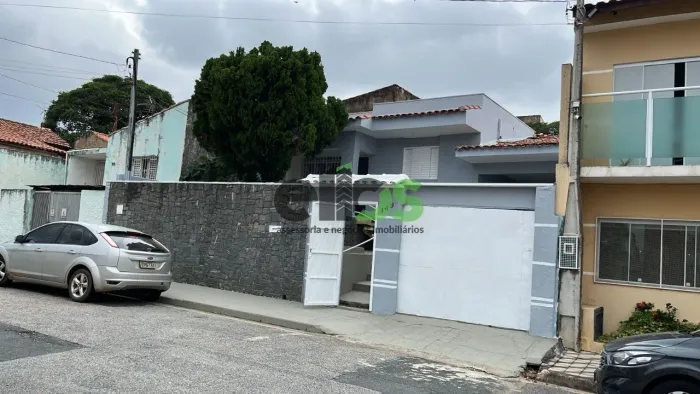 Casa térrea | 03 dormitórios | edícula | 178,70m² const. - 275m² terreno | Vila Lucy - Sor
