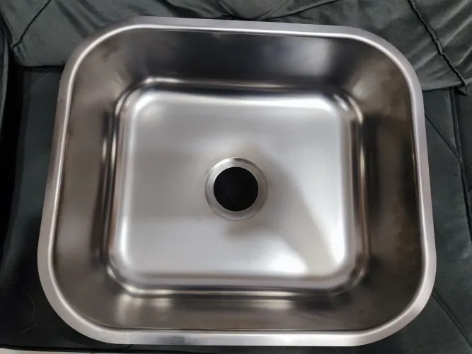Cuba inox e válvula
