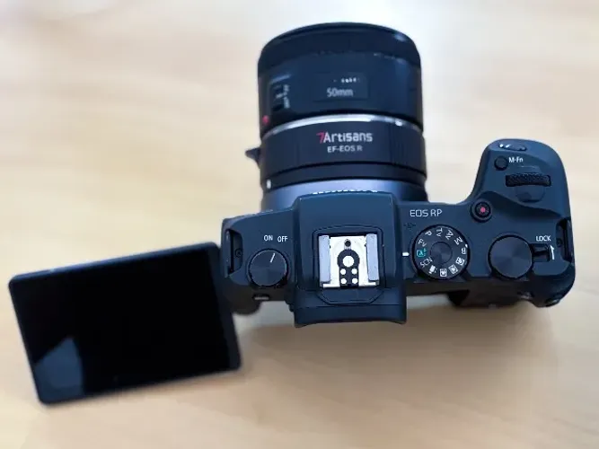 CANON RP COM 50MM E ADAPTADOR 7ARTISANS