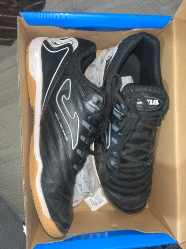 vendo joma máxima e umbro adamant master pro bump usadas