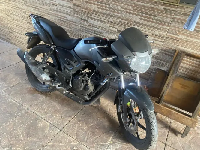 Troco por moto ou carro 