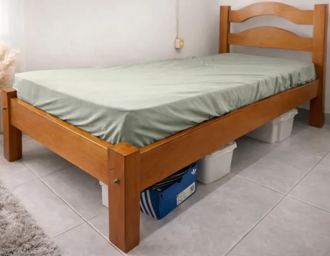 Cama e colchão Ortobom