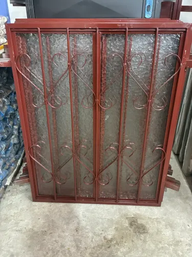 janela de ferro 0,80x1MT