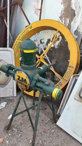 Roda d?água Z M  Bombas 51