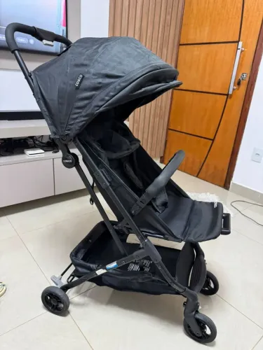 Carrinho de bebê - Cosco