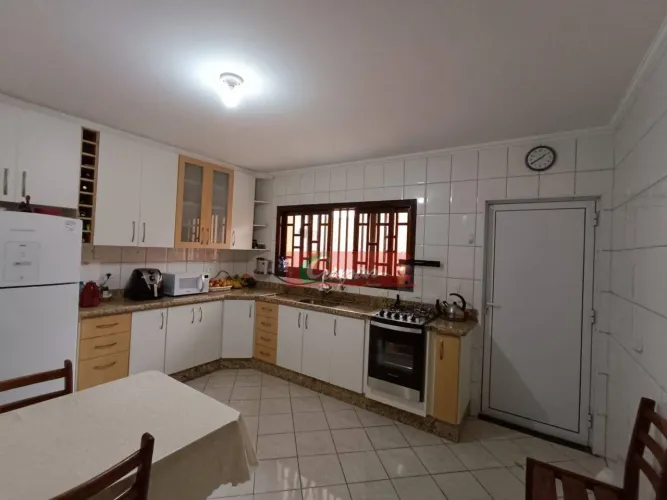 Sobrado com 3 dormitórios à venda, 103 m² por R$ 600.000,00 - Vila Trabalhista - Guarulhos