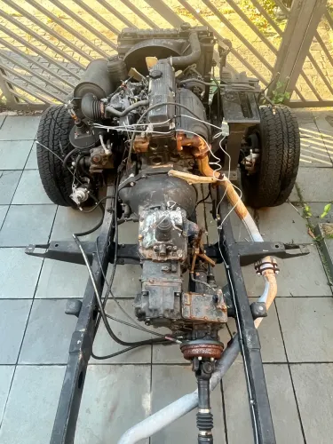 Motor, Bomba de Combustível e Câmbio 5 marchas de Toyota Bandeirante 