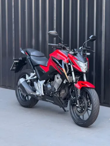 TWISTER 250 CBX 250 TWISTER VERMELHA 2023/2023