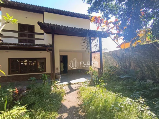 Casa com 3 dormitórios à venda, 219 m² por R$ 1.350.000,00 - Itaipu - Niterói/RJ