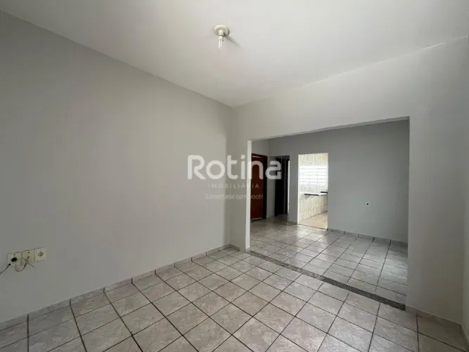 Casa à venda, 3 quartos, Planalto - Uberlândia/MG - Rotina Imobiliária