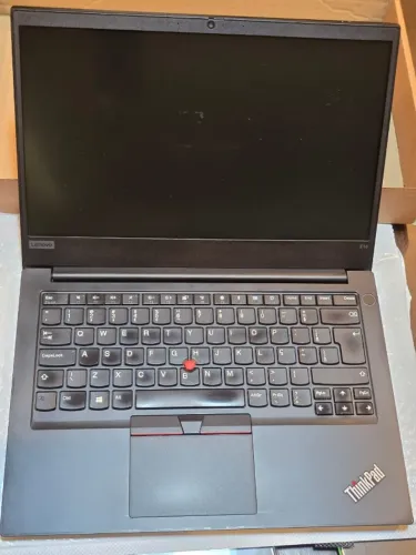 Notebook Lenovo ThinkPad E14 20RB0013BR i7 10510U 10th 8GB NVME 240GB (SAMSUNG) WIN 11 PRO