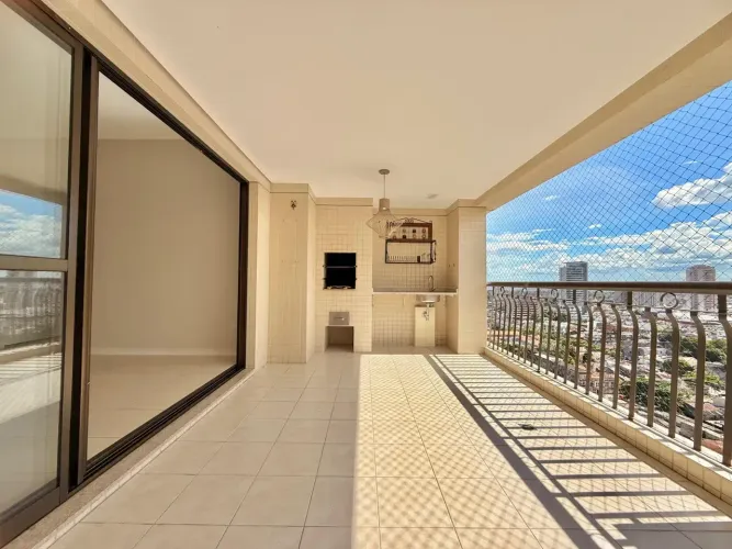 Apartamento para aluguel possui 154 metros quadrados com 4 quartos em Batista Campos - Bel