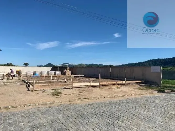 Ocean Vende: Maricá, Condomínio, Terreno, 456m2, murado, água, luz, esgoto, piscina, Área