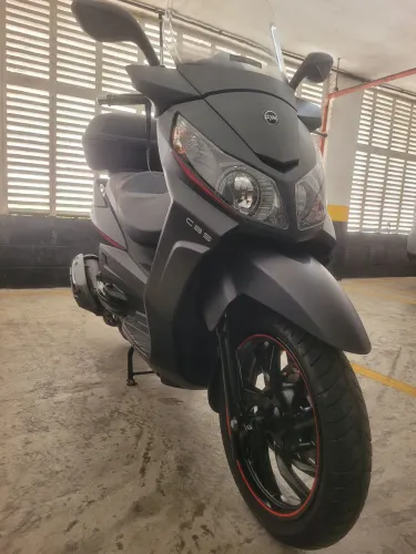 Vendo citycom 300s 2023/2024 , baixo km, impecável. <br>