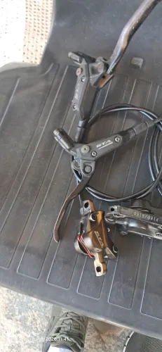 Par de freios Hidráulicos GTA completo com discos Exc. Estado