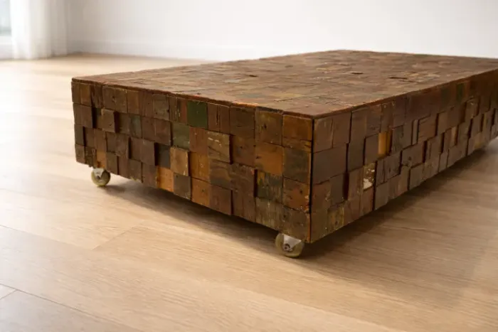 Mesa de Centro Grande em Madeira - com Rodinhas | Design Rústico