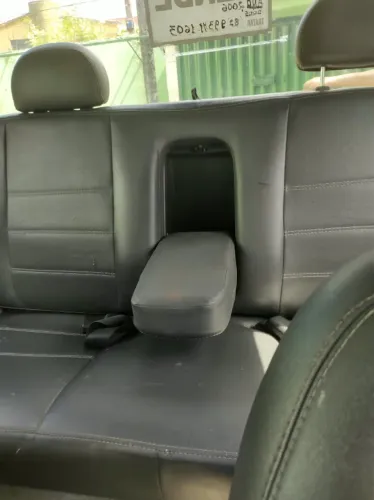 Mitsubishi L200 GLS 2.5 4X4 CD Diesel 2005