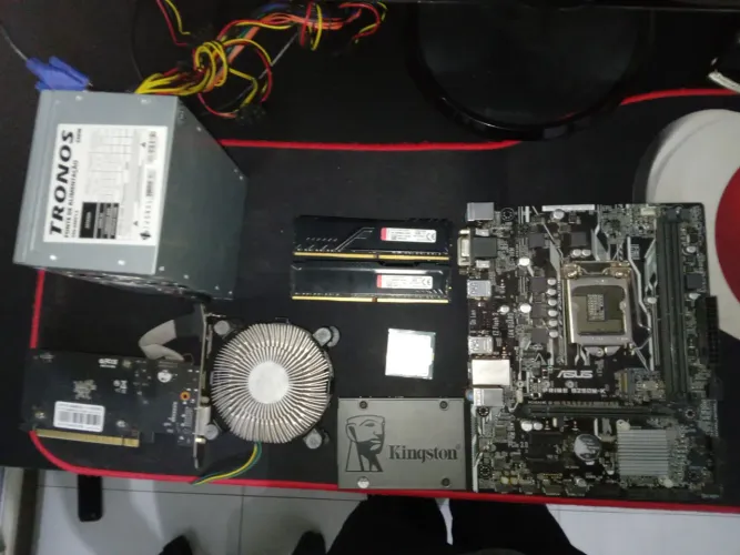 Kit PC Completo com Placa de Vídeo - i3-7100 16GB + SSD + GT 710 + Monitor Full HD