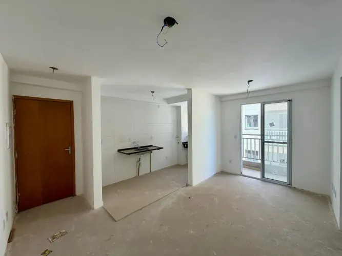 Apartamento novo vago para venda com 46 M² com 2 quartos 1 vaga no Jardim triunfo - Guarul