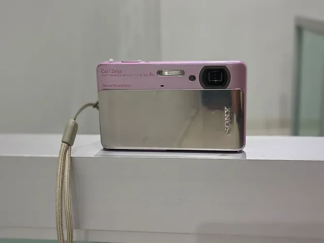 Vendo câmera Sony Cybershot DSC-TX5 rosa