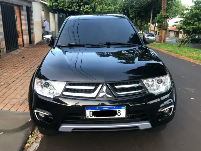 Mitsubishi L200 Triton HPE 3.5 CD V6 24V Flex Aut. 2017