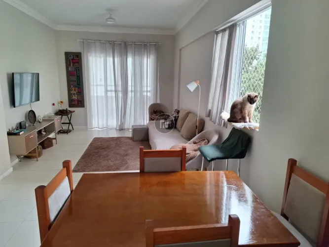Apartamento 2 Dormitórios com 1 Suíte, 2 Vagas e Excelente Vista à venda no Pioneiros