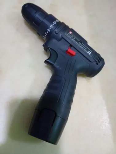 Furadeira e parafusadeira