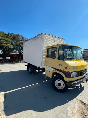 608 1984 Baú ou carroceria
