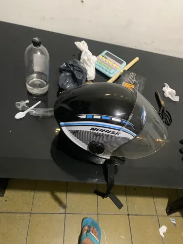 Capacete Norisk aberto