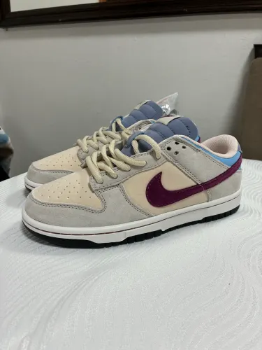 Tênis Nike Dunk tamanho 36 novo