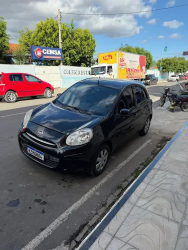 Nissan March 1.0 16V Flex Fuel 5P 2012