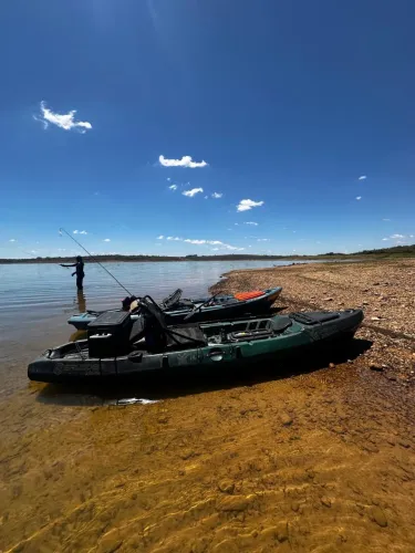 Par de Caiaques para Pesca e Lazer - Completos + Acessórios