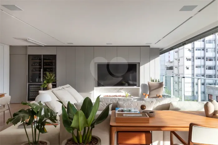 Apartamento com 3 quartos à venda em Cerqueira césar - SP