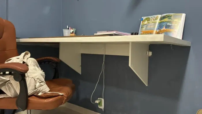 Mesa escritório/escrivaninha embutida MDF