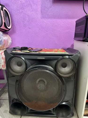 Caixa samsung 900 reais 