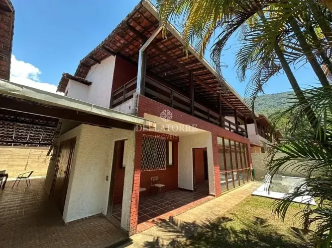 CASA VENDA EM CONDOMINIO 5 QUARTOS LAZER COMPLETO