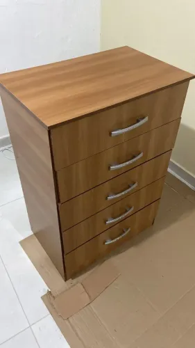Cômoda 5 gavetas
