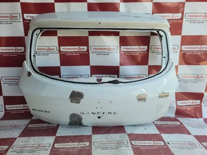 Tampa de mala Sandero 2015/ Recuperada