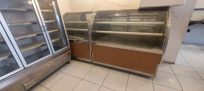 VITRINE