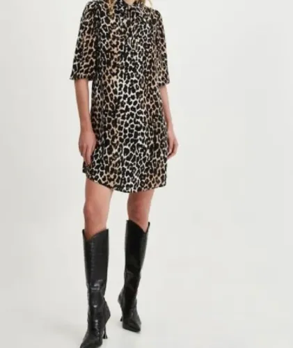 Vestido animal print Renner