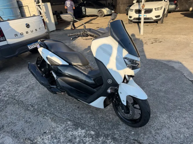 NMAX 160 2022