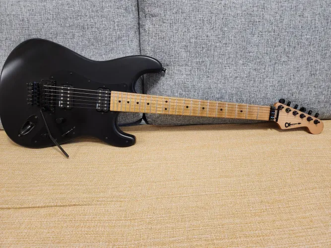 Guitarra Charvel So Cal USA stratocaster