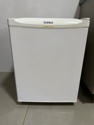 Refrigerador Consul Compacto 80 