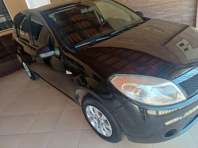 Renault Sandero Authentique Hi-flex 1.0 16V 5P 2011