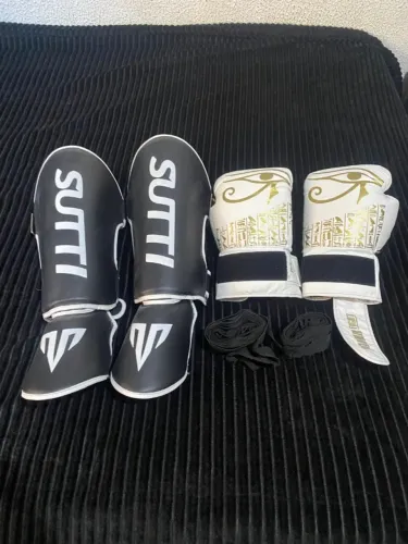 Kit Muay Thai Completo Sutti - Luva 12oz + Caneleira M + Bandagem - Semi Novo