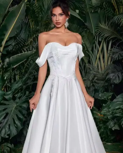 Vestido de noiva ombro a ombro